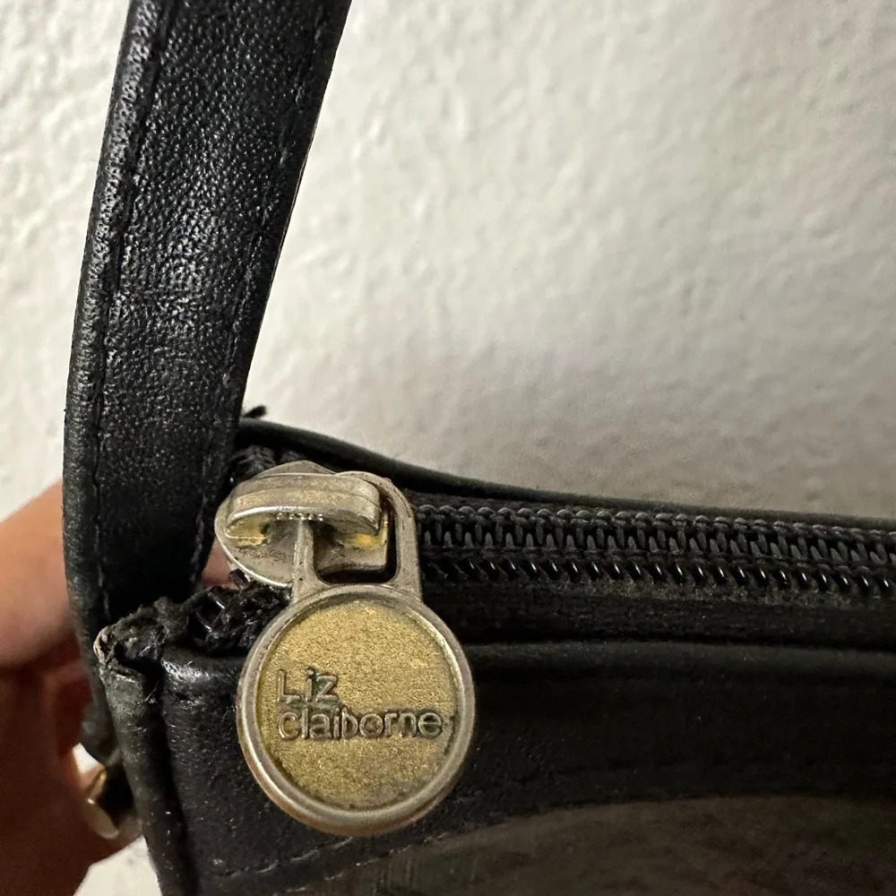 LIZ CLAIBORNE Black Gray Leather Crossbody Bag Vintage - Picture 4 of 9